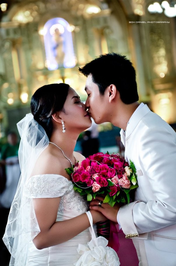 289904_10150949079804614_1754876439_o